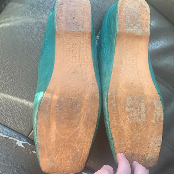 FES.  Shoes. Handmade.  Size 9. They run a bit wide SUPER.  Awesome! - Picture 6 of 7